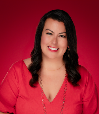 Portrait of Susana Wight, Agent Partner .